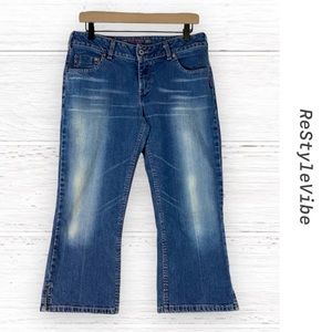 SILVER JEANS Women’s Size 32 Denim Crop Capris Mid Rise Stretch Fit Style